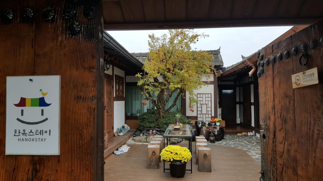 In-Yeon Hanok Pensión Jeonju Exterior foto