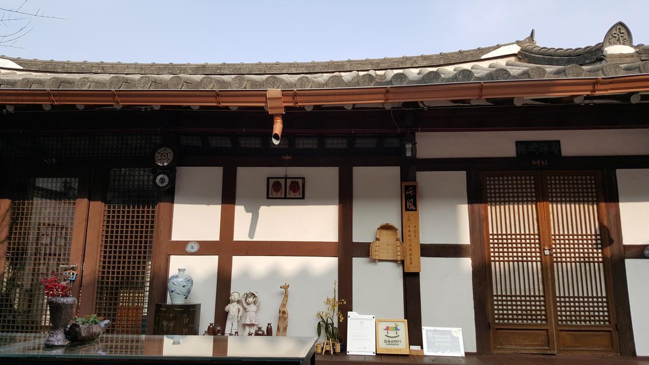 In-Yeon Hanok Pensión Jeonju Exterior foto